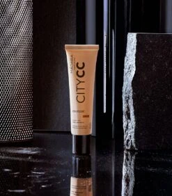 MÁDARA Anti-Pollution CC Cream SPF15 Medium Beige 40ml - Hyaluronzuur -UVA/UVB -Cosmetisch Korting 1050x1200 1