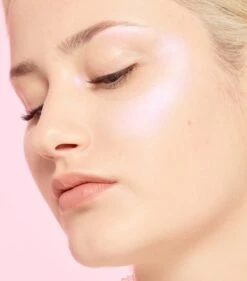 L’Oréal Paris 01 Iconoc Glow Highlighter - Poeder Highlighter - 9 Gr. -Cosmetisch Korting 1055x1200