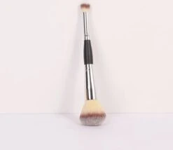 Foundation - Poeder - Make-up Kwast- Foundation Kwast - Concealer Kwast 3-in 1 - Must-have - Cadeau - Verjaardag - Populair - Trendy - Efficiënt - Tijdbesparend 11 Foundation - Poeder - Make-up Kwast- Foundation Kwast - Concealer Kwast 3-in 1 - Must-have - Cadeau - Verjaardag - Populair - Trendy - Efficiënt - Tijdbesparend -Cosmetisch Korting 1200x1040 3