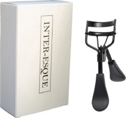 INTER-ESQUE® Wimperkruller - Eyelash Curler + 5x Gratis Extra Siliconen Pad - Zwart 10 INTER-ESQUE® Wimperkruller - Eyelash Curler + 5x Gratis Extra Siliconen Pad - Zwart -Cosmetisch Korting 1200x1120 2