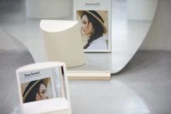 MRMR - The Non-reversing Mirror - Zonder Links & Rechts Gespiegeld - Make Up Spiegel -Cosmetisch Korting 1200x800 23