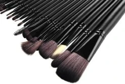 Make-up Kwasten Set - Professionele Kwasten - 24-delig Met Tasje - Cosmetica Kwasten - Zwart - Rheme 18 Make-up Kwasten Set - Professionele Kwasten - 24-delig Met Tasje - Cosmetica Kwasten - Zwart - Rheme -Cosmetisch Korting 1200x813 1