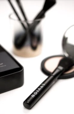 LYVION Professionele Make Up Kwasten Set - 7 Delig / Make Up / Make Up Koffer / Make Up Set / Make Up Kwasten / Make Up Kwasten Set -Cosmetisch Korting 779x1200