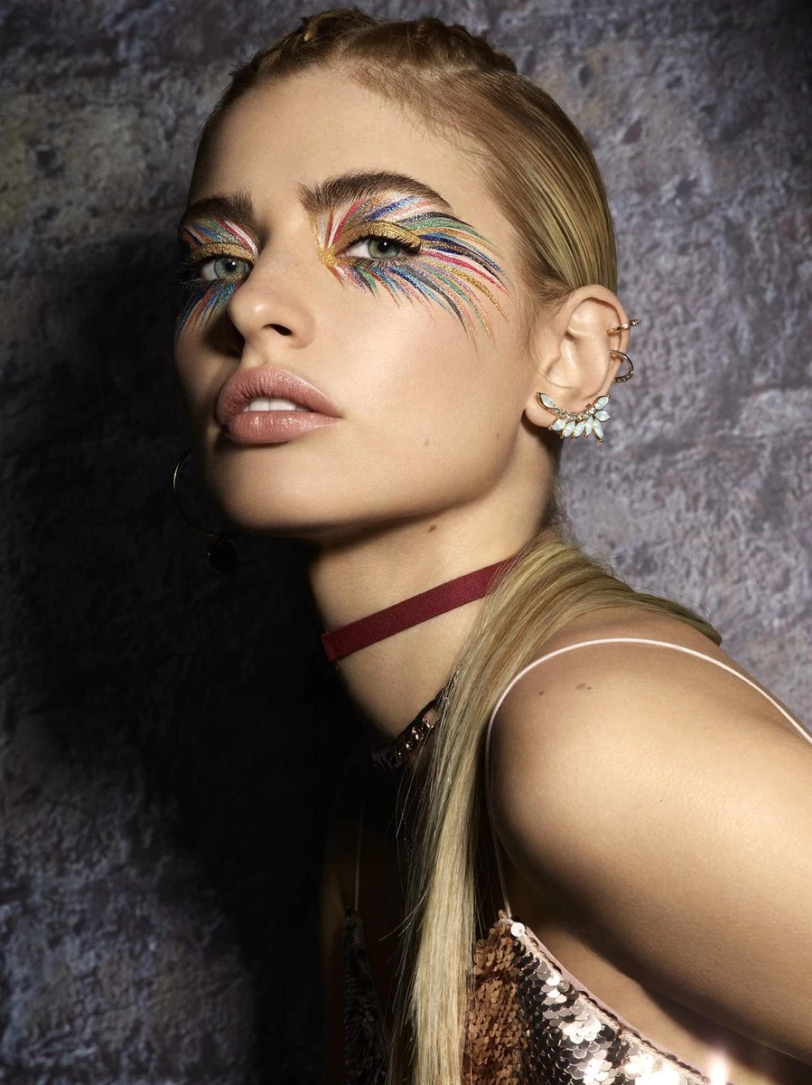 Rimmel London Wonder Swipe Eyeliner - 002 Instafamous 9 Rimmel London Wonder Swipe Eyeliner - 002 Instafamous - Afbeelding 9